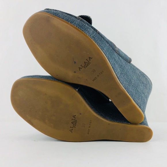 👋🏾SOLD👋🏾authentic ALAÏA blue demim wrapped platform wedges - Picture 3 of 8